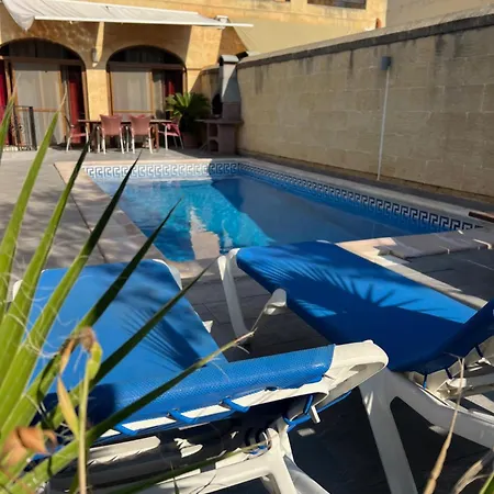 Casa vacanze 4 Bedroom With Private Pool