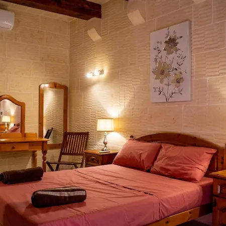 4 Bedroom With Private Pool Case de vacanță *